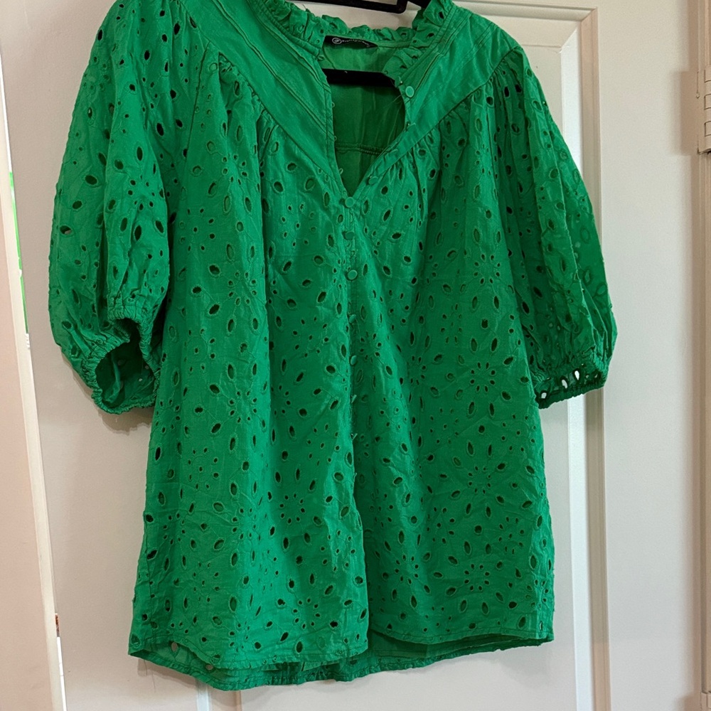 Emerald Eyelet Women's Blouse